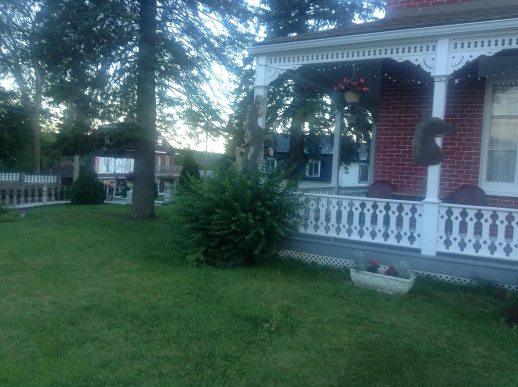 Gil Ann Saint-André-Avellin Exterior foto